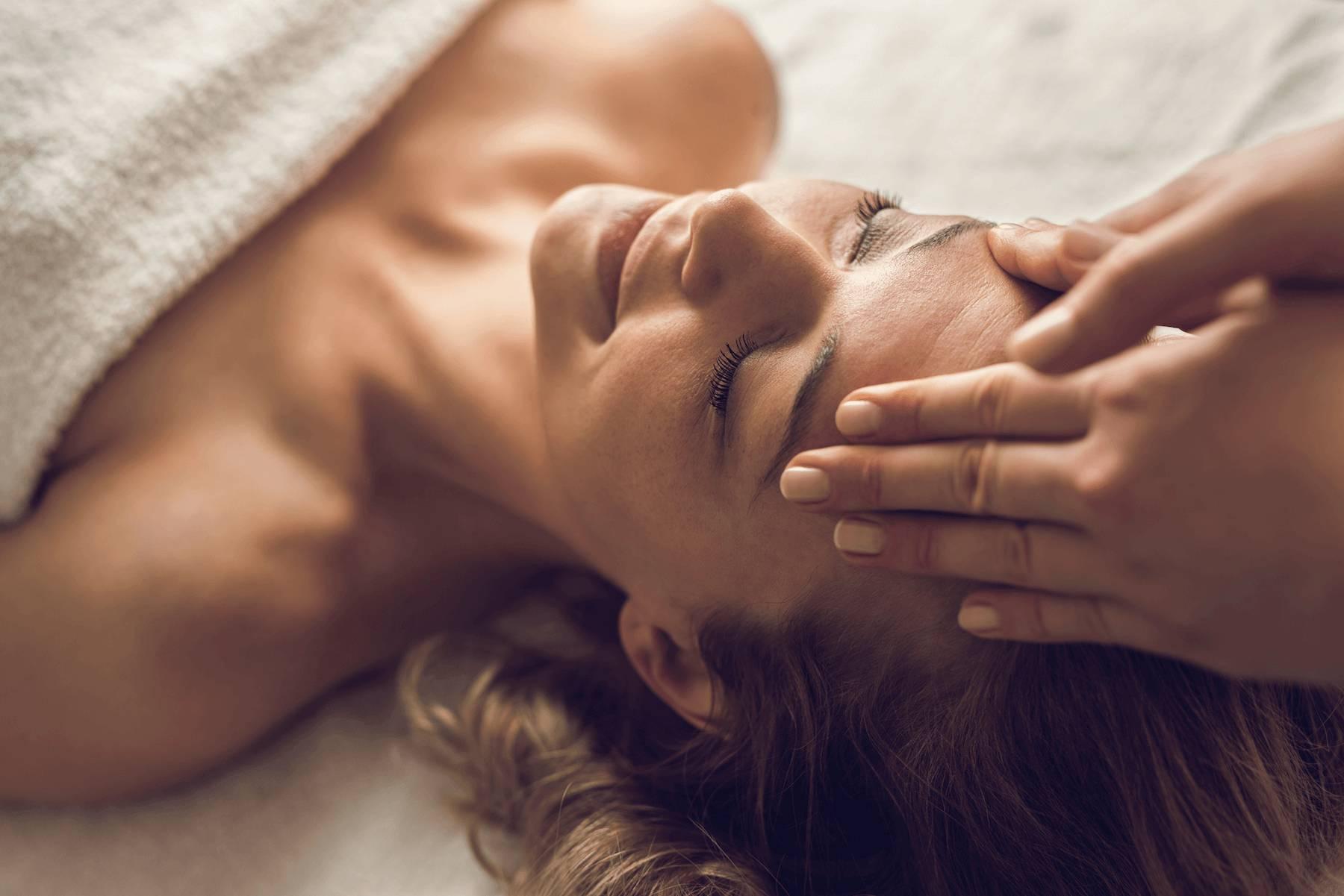 Ayers Rock Resort Red Ochre Spa Facial Experiences