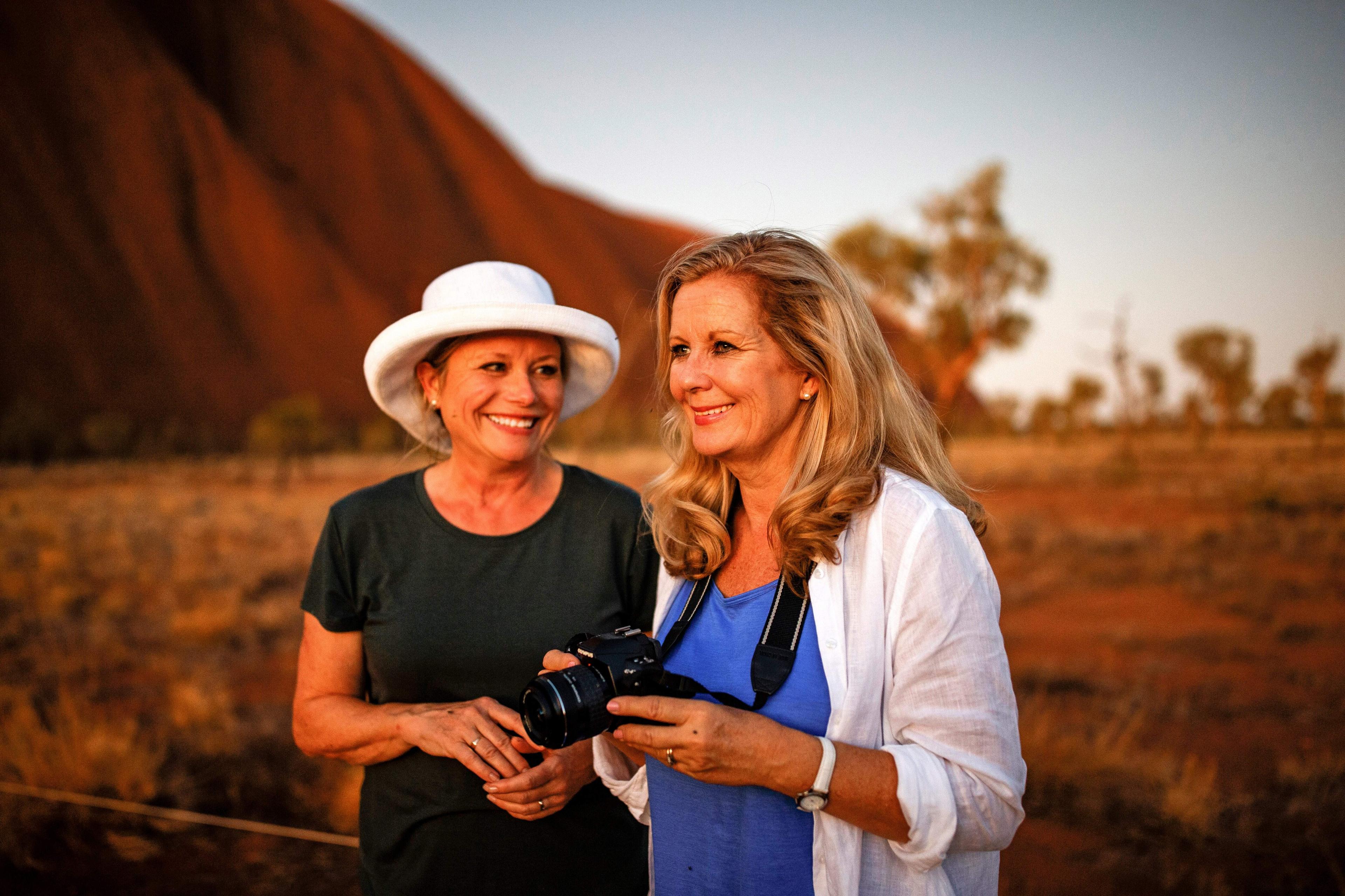 Uluru Sacred Sites & Sunset with BBQ Dinner