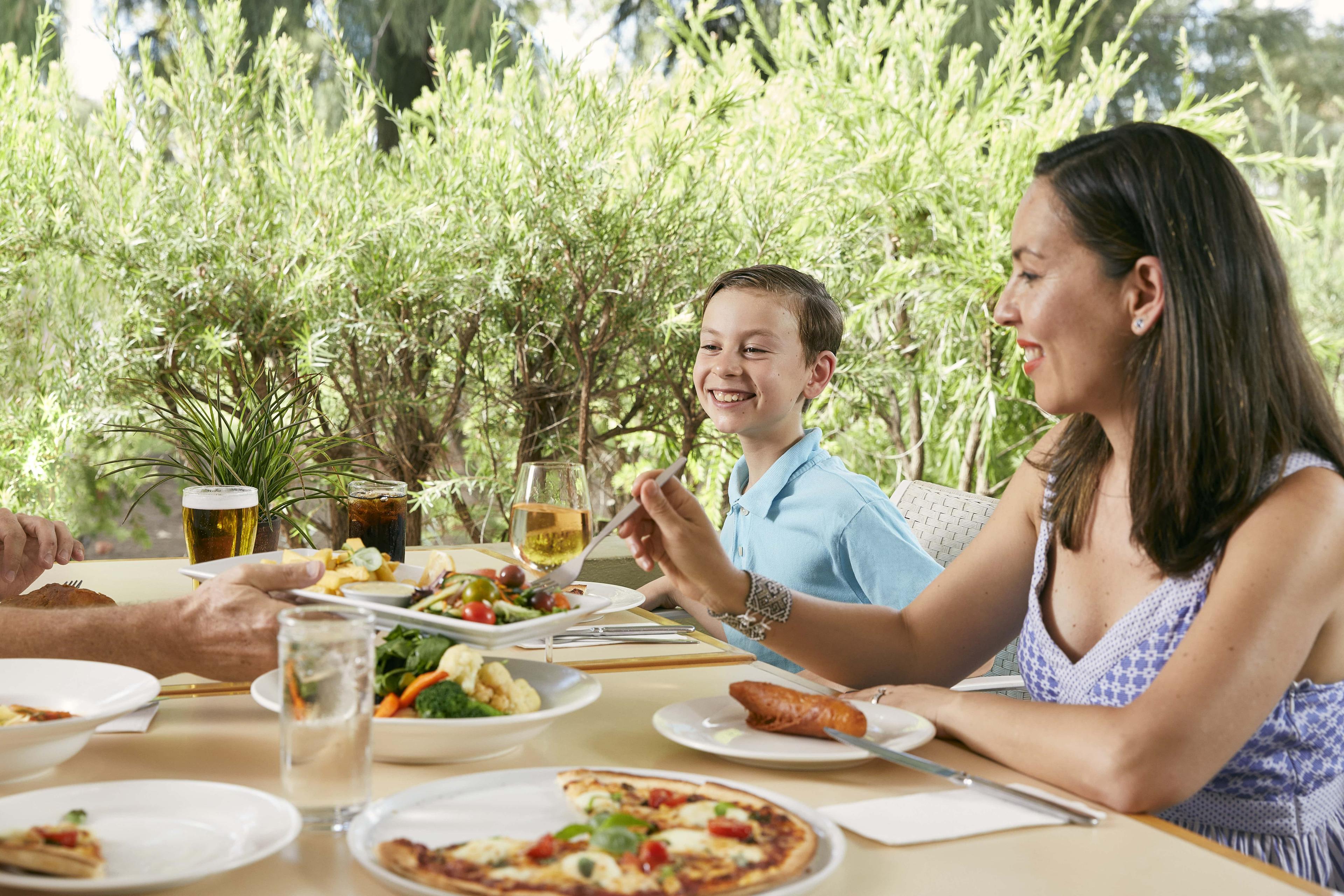 Family dining at Gecko's Cafe