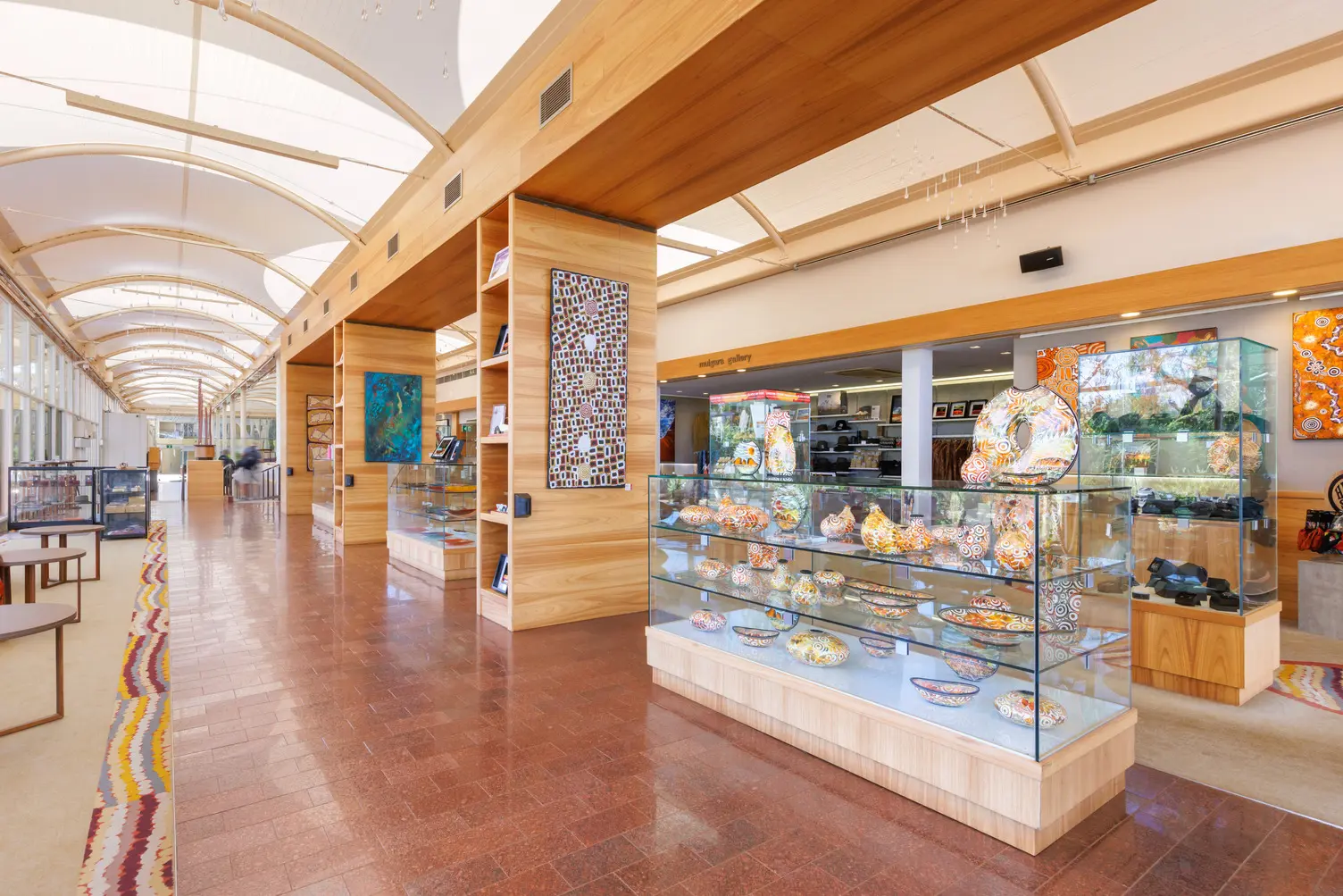 Panoramic shot of Mulgara Gallery as you walk into Sails in the Desert