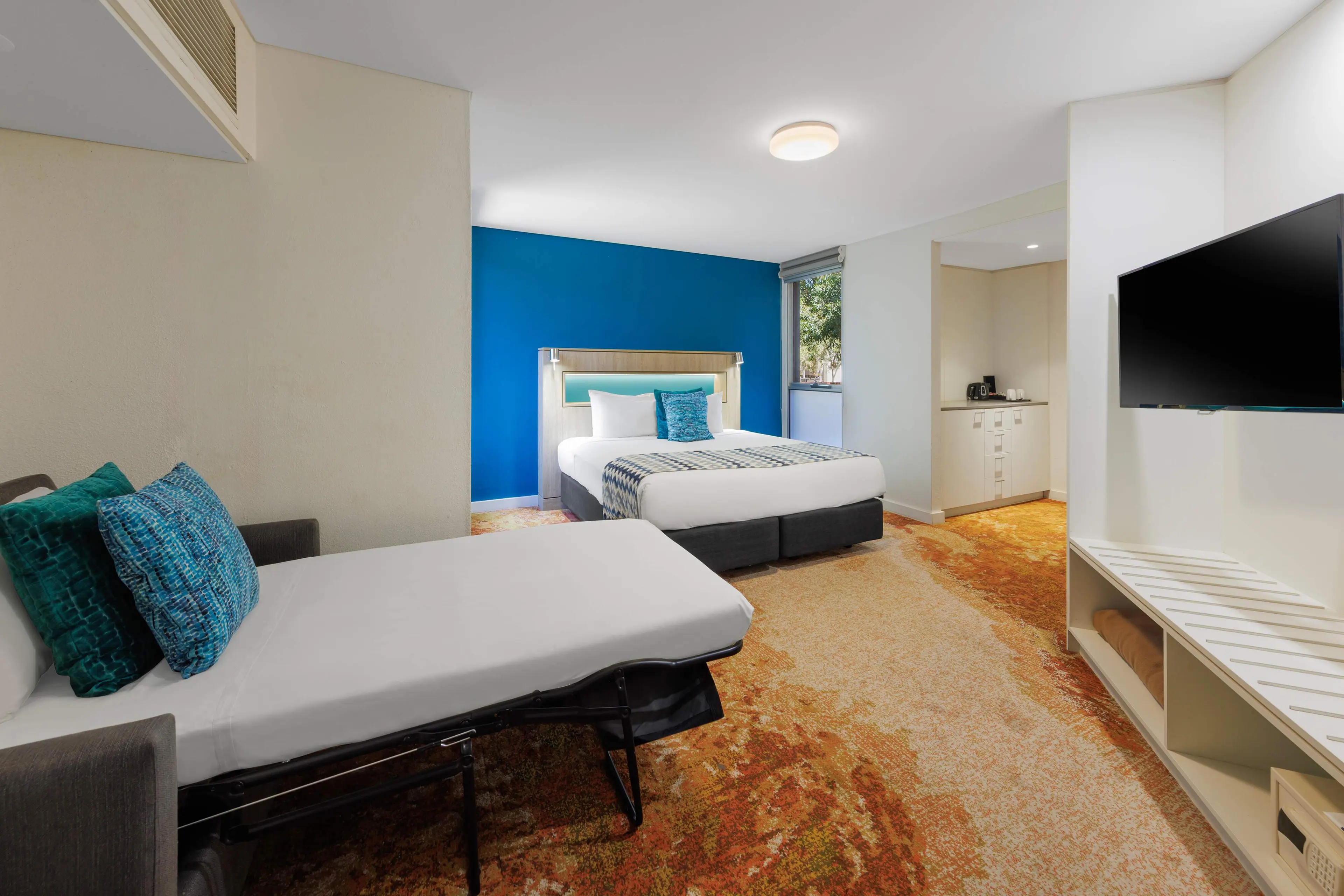 The Lost Camel Hotel - Standard King Room with Sofa Bed