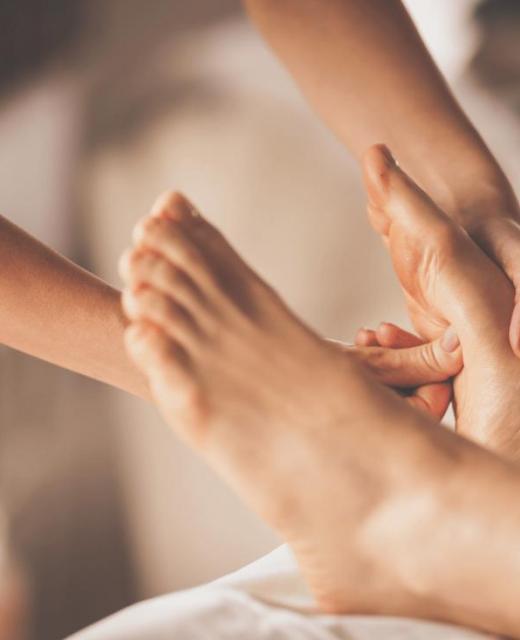 Red Ochre Spa Hands & Feet Foot Massage